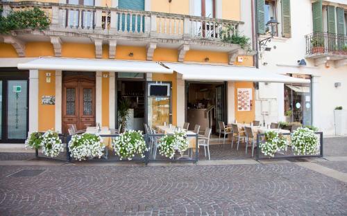  Aparthotel All´Orologio in Peschiera del Garda