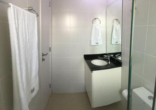 609-Apartamento Encantador, com 1 vaga de GARAGEM, Todo Mobiliado e Decorado, Edificio com Academia, Lavanderia, Excelente localização no Rebouças, Proximo ao Batel e Centro 3