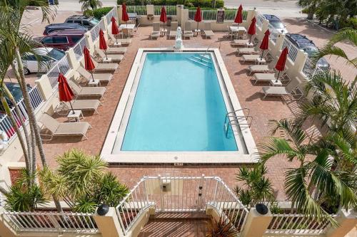 Bay to Beach C1 by Coastal Vacation Properties - image 2