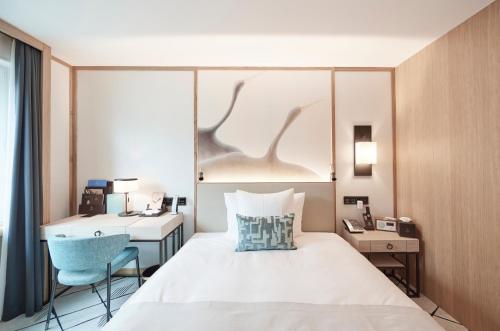 Storchen Zürich - Lifestyle Boutique Hotel - image 3