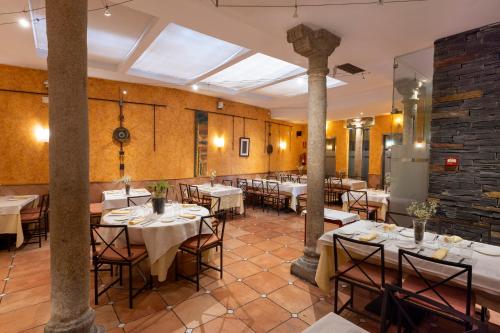 Restaurante, Hostal Restaurante Puerta del Alcazar in Avila