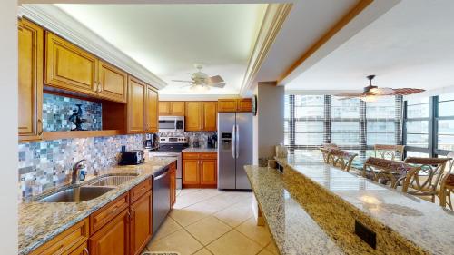 South Seas Tower 3 Unit 706 - main image