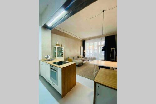 Wunderschone Ladenwohnung in Kreuzberg 355m von Skalitzer Straße entfernt