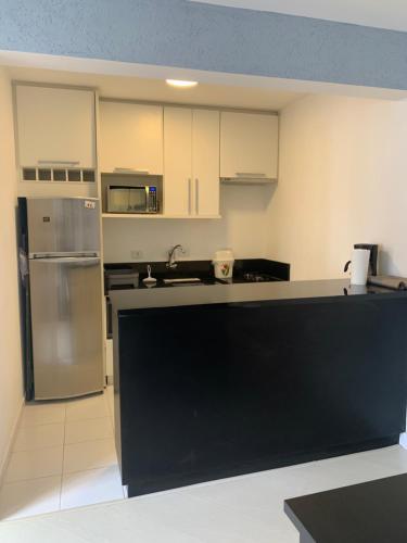廚房, 1103- Apartamento Encantador, amplo e decorado, mobiliario moderno, cozinha completa com utensilios  in 庫里奇巴郊區