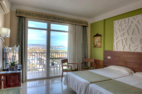 Double or Twin Room with Thermal Baths Access