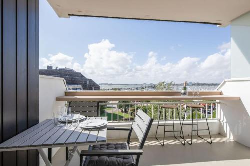 Bright studio with terrace and view on the port in La Rochelle - Welkeys