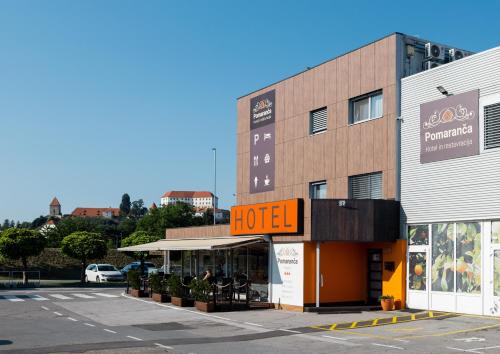 Hotel Pomaranča - image 8