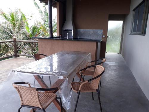 Casa da Marta e Chico in Praia de Itapecerica