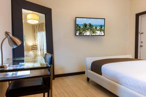 Стая за гости, Tradewinds Apartment and Hotel in Маями Бийч (Флорида)