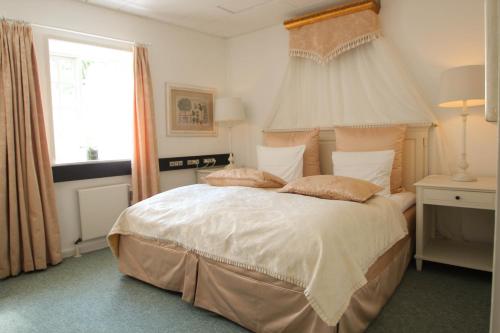 Sauntehus Castle Hotel - image 11