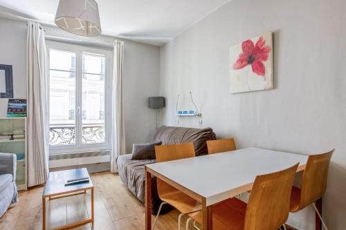 Nice and modern 1br at the heart of Paris nearby Canal St-Martin - Welkeys