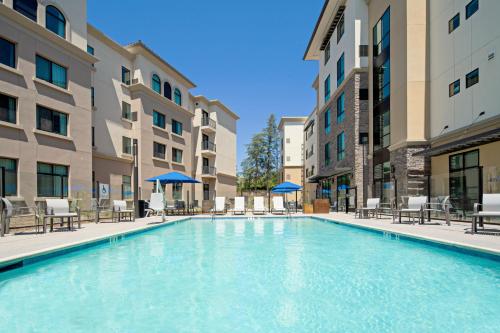 Holiday Inn Express & Suites - Valencia - Santa Clarita, An Ihg Hotel
