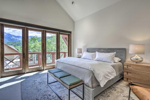 Luxurious Ski-In and Ski-Out Telluride Penthouse! - image 7