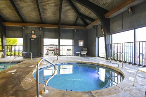 Windward Pointe Unit 901