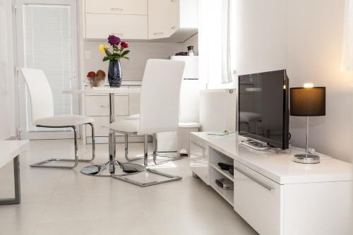 Beach Apartments Rafael