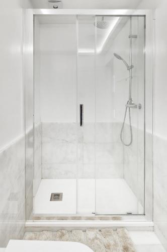 Room With Private Bathroom -Alcantara 4