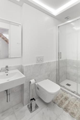 Room With Private Bathroom -Alcantara 3