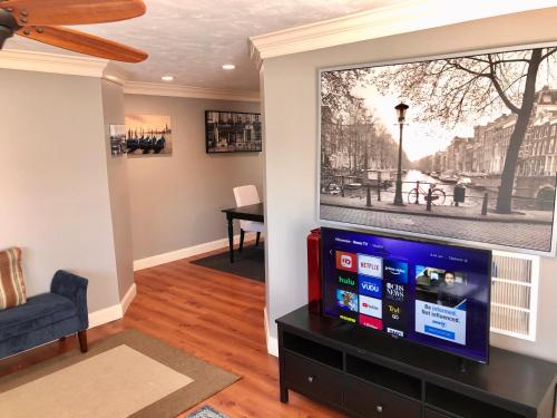 Montrose Hist District - 2Br with WD
