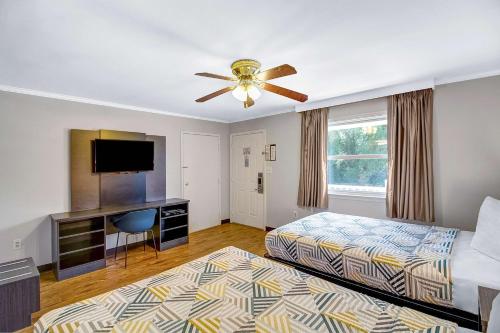 2 double beds