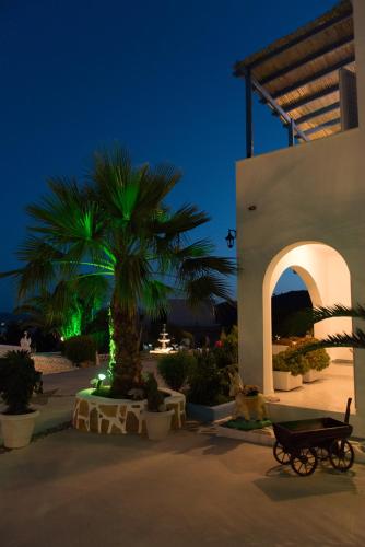 Utvendig, Elpiniki near Leros kommunale lufthavn