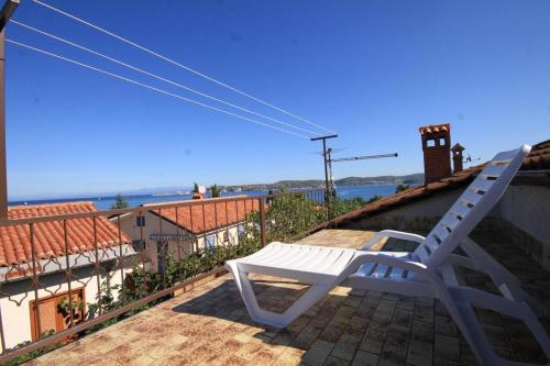 Apartments with a parking space Crveni Vrh Umag - 7190