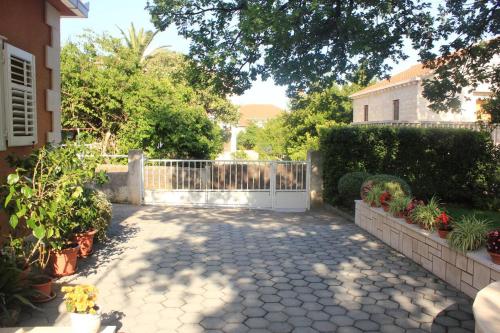 One-Bedroom Apartment with Terrace image 2