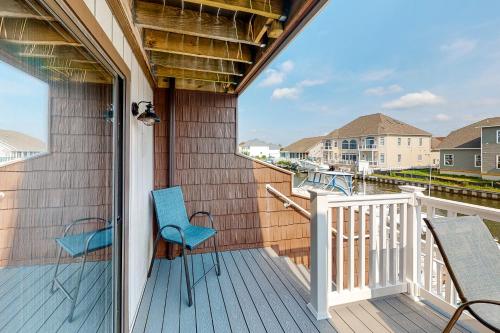 Harbor Bay 13 - main image