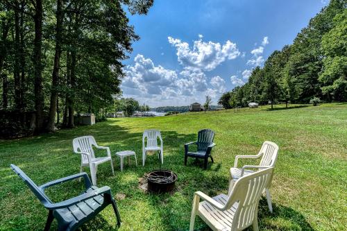 Twilight Cove in Bumpass, USA