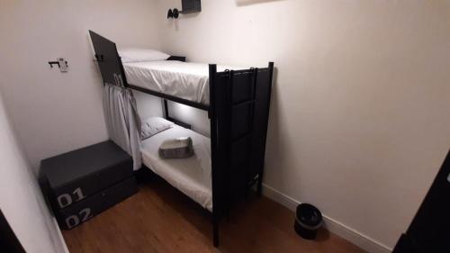 1 bunk bed