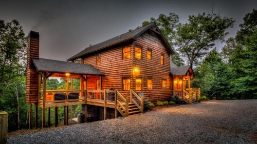 Sasquatch Chalet in Blue Ridge, USA