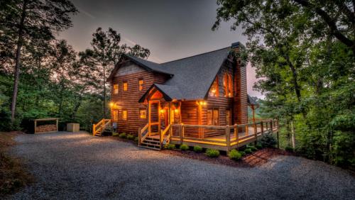 Sasquatch Chalet in Blue Ridge, USA