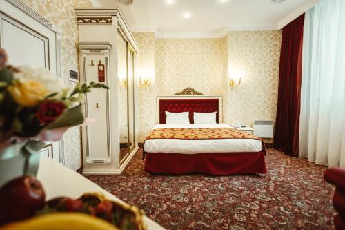 1 queen bed