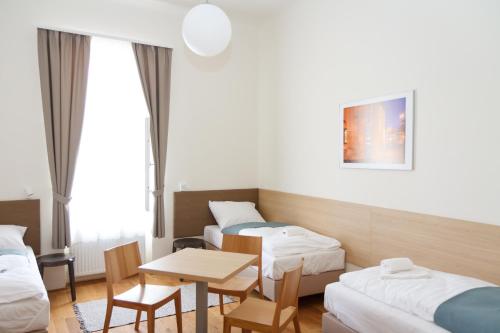 Guestroom, Domus Peregrini Apartmanok in Gyor