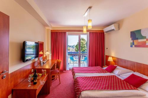 Hotel Senec Lake & Aqua Resort - main image