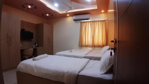 JFIVE RESIDENCY - image 4