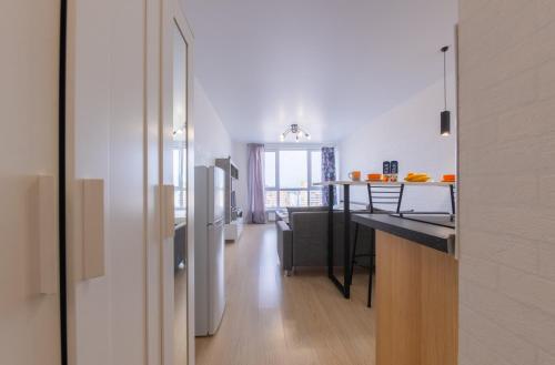 Уютная однокомнатная квартира OrangeApartments24 с бесплатным Wi-fi!