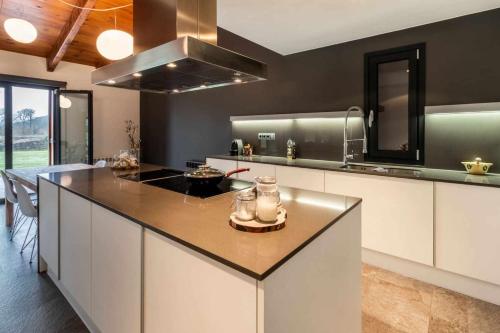 La Solfa casa aislada con piscina y jardín (La Solfa casa aislada con piscina y jardin) in 萊斯普雷塞斯