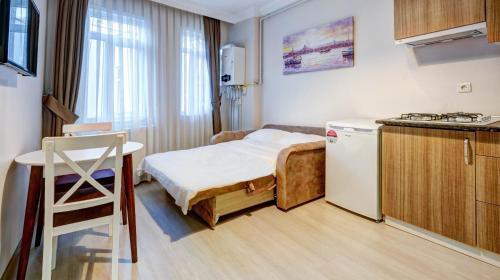 SEVEN ROSES APART HOTEL - image 6