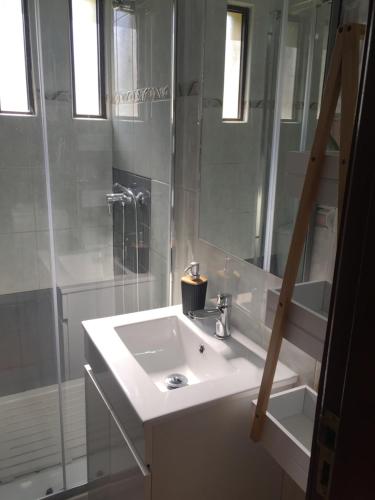 ฝักบัว, Casa Seixas Batista in อลิโย