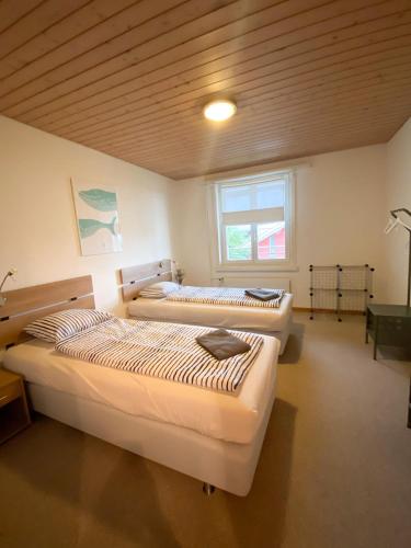 NEB-THUN LODGE`s Appartement 1 Hilterfingen Ringstrasse 6