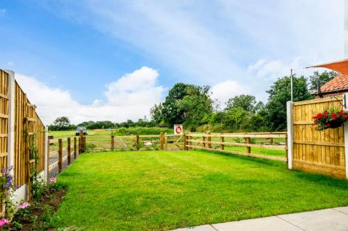 Brecks Farm - The Tractor Shed