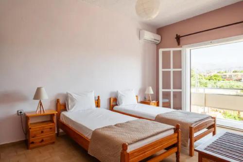  Rena´s Hospitality walk to the beach,10min to Chania! in Kato Daratso