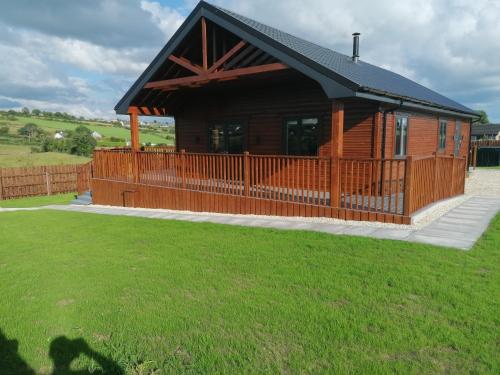 Lovely 3-Bed Cabin in meigh gîte à louer Market Hill