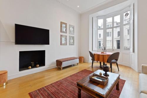 JOIVY Elegant flat in Bayswater, West London, Лондон (фото 6)