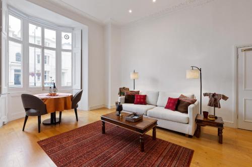 JOIVY Elegant flat in Bayswater, West London, Лондон (фото 7)