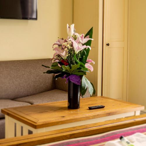 The Crown Hotel - image 6