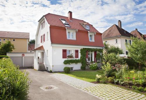 B&B Wangen - Ferienwohnung Beletage - Bed and Breakfast Wangen