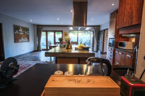 Home in Cape Town-The Homestead, Stellenbosch (zdjęcie 4)