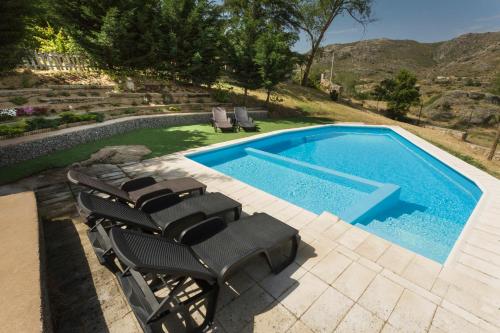 Peldbaseins, Apartamentos Turisticos Matagacha in Solosancho