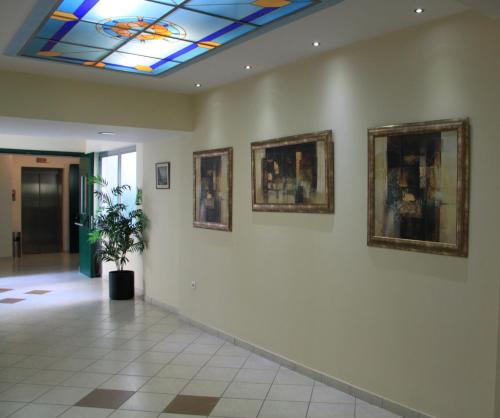 Hotel Platon - image 4